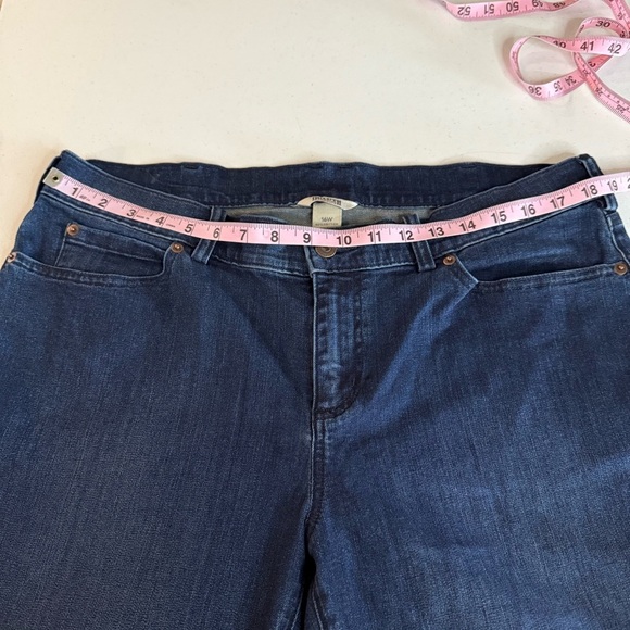 NWOT Duluth Trading Co Denim Capri Straight Leg Dark Wash Stretch Women’s Sz 16W - Picture 3 of 10